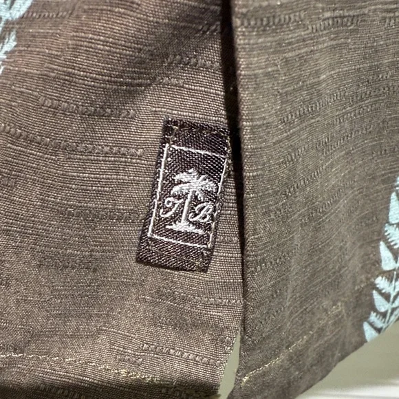 Tommy Bahama Brown and Blue Floral Button Down Silk Shirt Men’s L - Picture 6 of 6